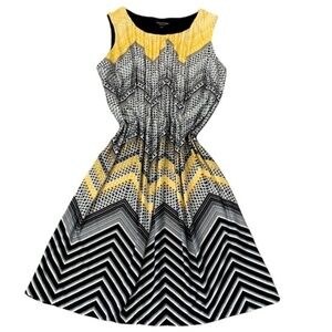 Perceptions New York Pleated Sleeveless Shift Dress Yellow Black White #245K